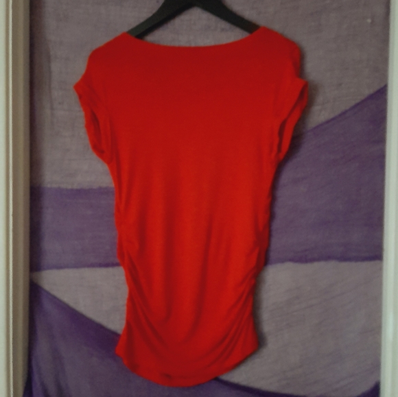 T-shirt - Picture 2 of 4